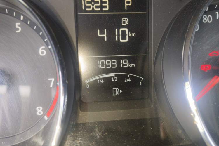 Used Volkswagen Gran Lavida 2017 180TSI DSG Comfort Edition Odometer Close Up