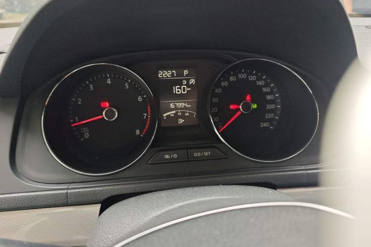 Used Volkswagen Gran Lavida 2017 230TSI DSG Comfort Edition Odometer Close Up