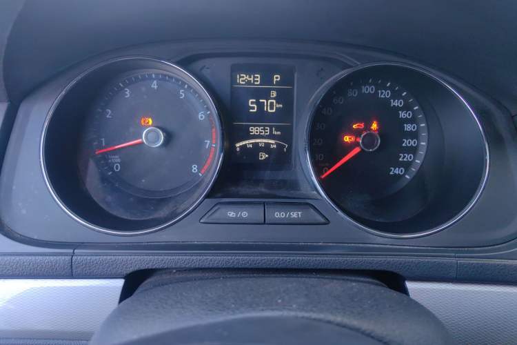 Used Volkswagen Gran Lavida 2017 180TSI DSG Comfort Edition Odometer Close Up