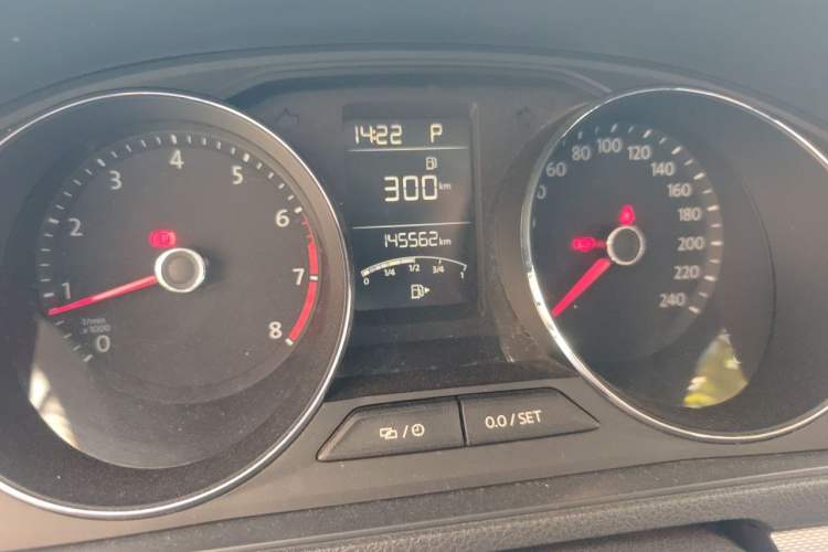 Used Volkswagen Gran Lavida 2017 230TSI DSG Comfort Edition Odometer Close Up