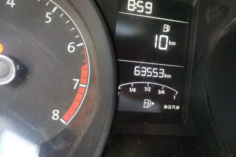 Used Volkswagen Gran Lavida 2017 1.6L Manual Fashion Edition Odometer Close Up