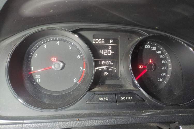 Used Volkswagen Gran Lavida 2017 230TSI DSG Comfort Edition Odometer Close Up