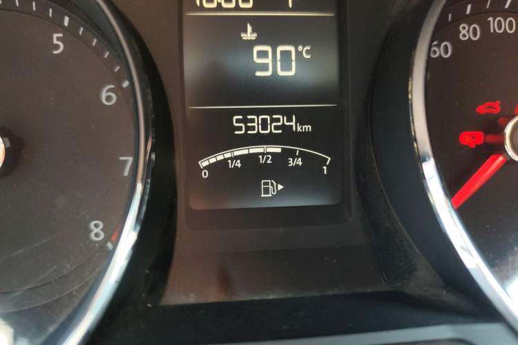 Used Volkswagen Gran Lavida 2017 180TSI DSG Comfort Edition Odometer Close Up
