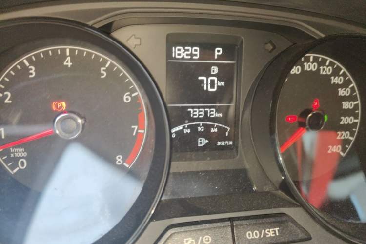 Used Volkswagen Gran Lavida 2017 1.6L Automatic Fashion Edition Odometer Close Up