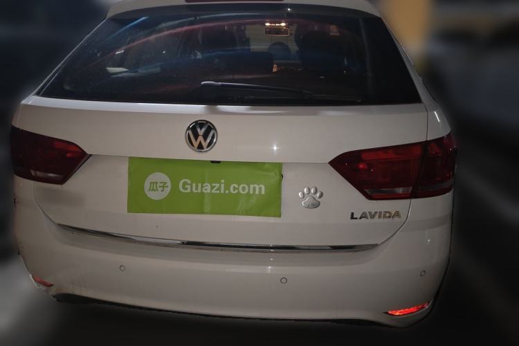 Used Volkswagen Gran Lavida 2017 1.6L Automatic Comfort Edition Rear