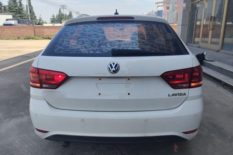 Used Volkswagen Gran Lavida 2017 1.6L Automatic Fashion Edition Rear