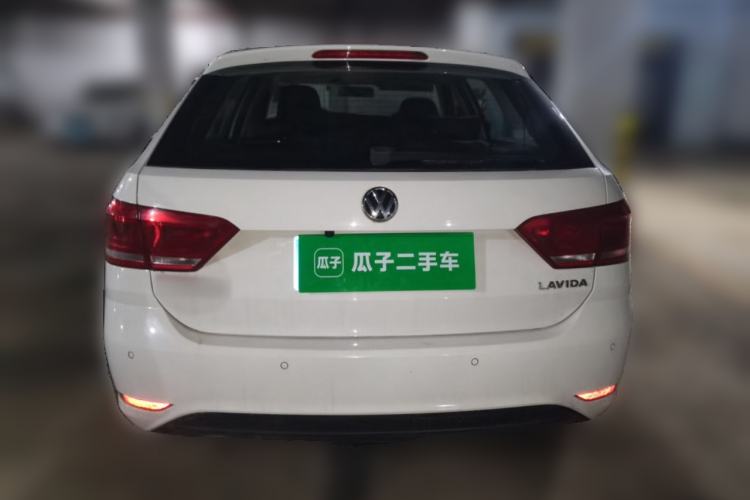 Used Volkswagen Gran Lavida 2017 1.6L Automatic Fashion Edition Rear