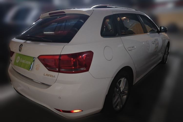 Used Volkswagen Gran Lavida 2017 1.6L Automatic Comfort Edition Rear Right 45 Deg