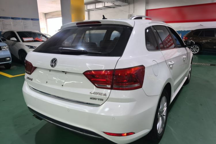 Used Volkswagen Gran Lavida 2017 230TSI DSG Comfort Edition Rear Right 45 Deg