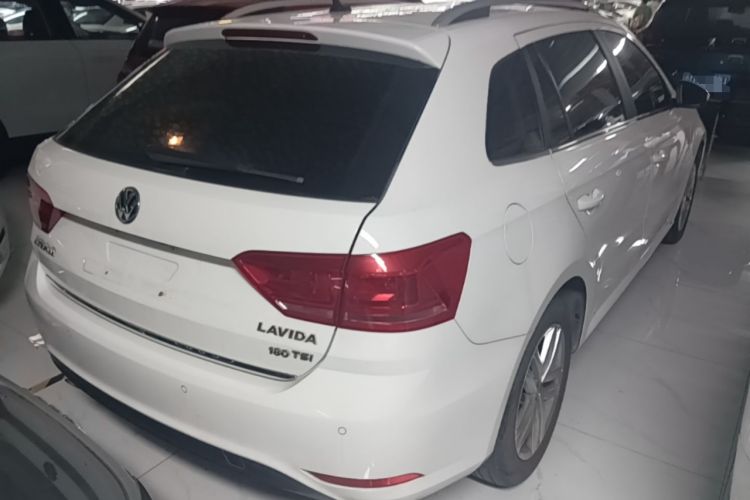 Used Volkswagen Gran Lavida 2017 180TSI DSG Comfort Edition Rear Right 45 Deg