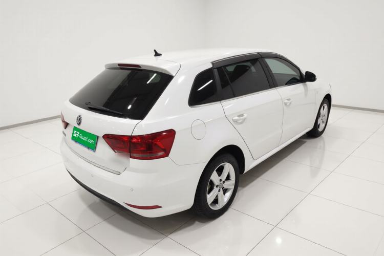 Used Volkswagen Gran Lavida 2017 1.6L Automatic Fashion Edition Rear Right 45 Deg