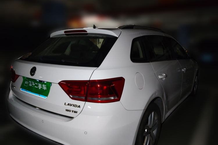 Used Volkswagen Gran Lavida 2017 180TSI DSG Comfort Edition Rear Right 45 Deg
