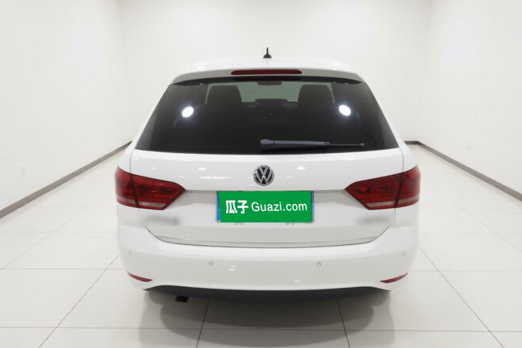Used Volkswagen Gran Lavida 2017 1.6L Automatic Fashion Edition Rear