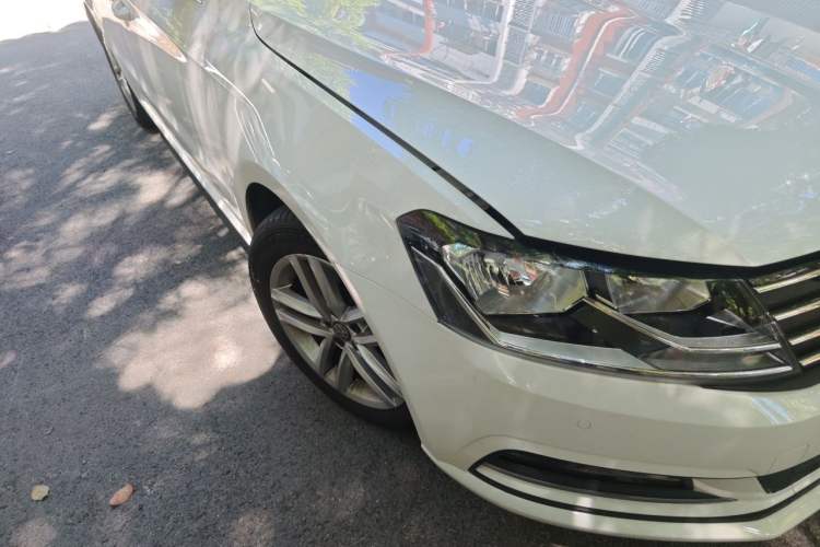 Used Volkswagen Gran Lavida 2017 230TSI DSG Comfort Edition Right Front Headlight