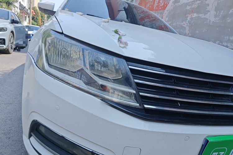 Used Volkswagen Gran Lavida 2017 180TSI DSG Comfort Edition Right Front Headlight