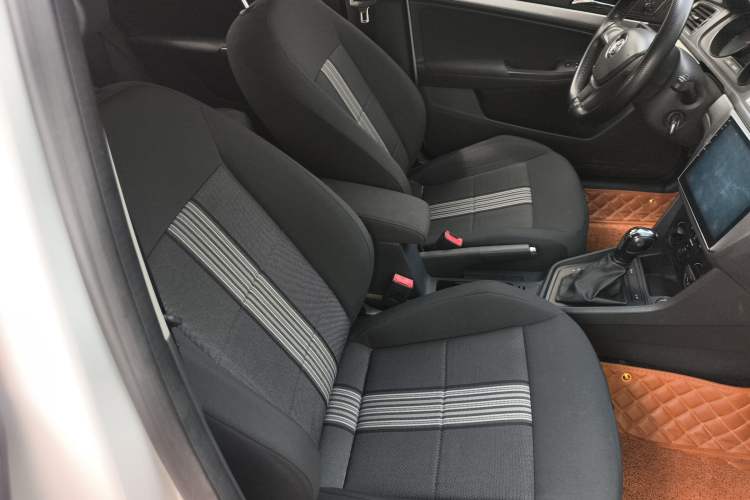 Used Volkswagen Gran Lavida 2017 1.6L Automatic Fashion Edition Right Front Seat