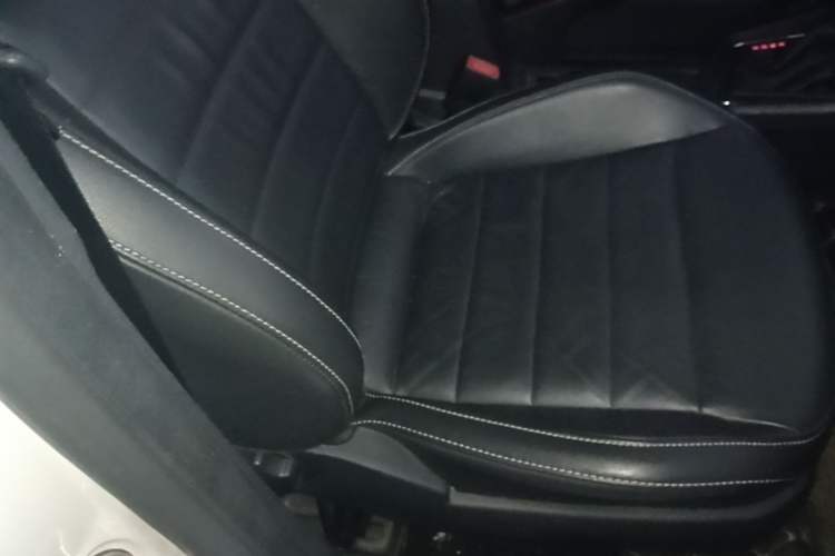 Used Volkswagen Gran Lavida 2017 180TSI DSG Comfort Edition Right Front Seat