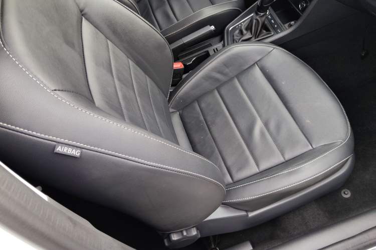 Used Volkswagen Gran Lavida 2017 230TSI DSG Comfort Edition Right Front Seat