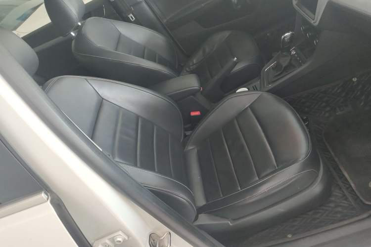 Used Volkswagen Gran Lavida 2017 230TSI DSG Comfort Edition Right Front Seat