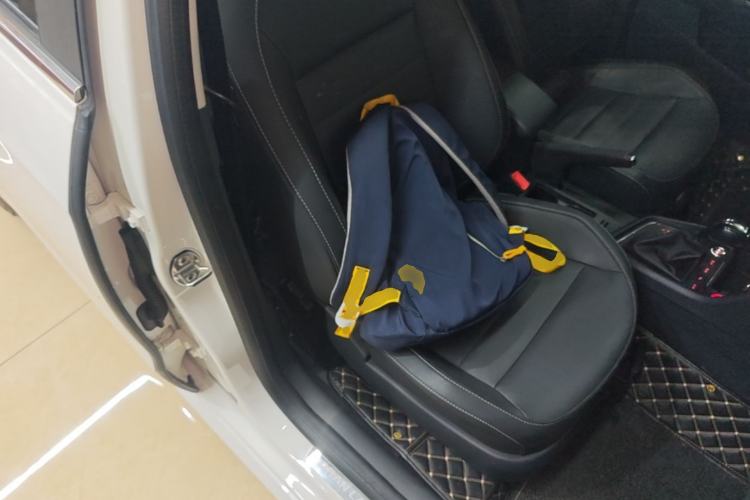 Used Volkswagen Gran Lavida 2017 180TSI DSG Comfort Edition Right Front Seat