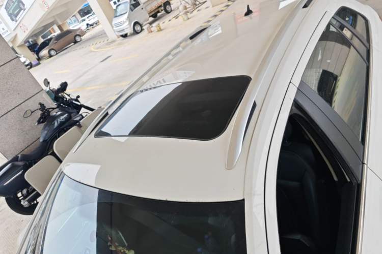 Used Volkswagen Gran Lavida 2017 230TSI DSG Comfort Edition Roof