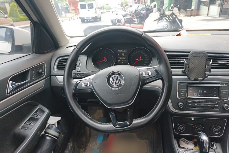 Used Volkswagen Gran Lavida 2017 180TSI DSG Comfort Edition Steering Wheel