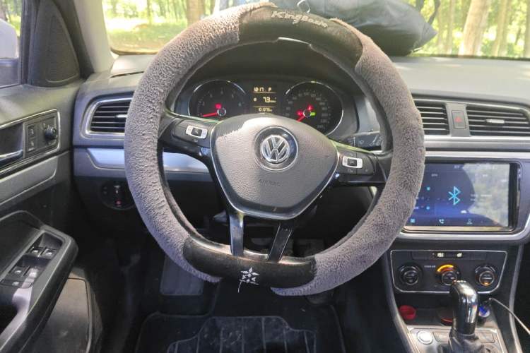 Used Volkswagen Gran Lavida 2017 180TSI DSG Comfort Edition Steering Wheel