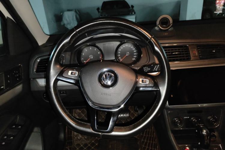 Used Volkswagen Gran Lavida 2017 230TSI DSG Comfort Edition Steering Wheel