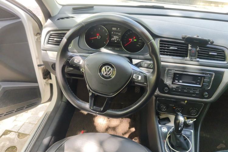 Used Volkswagen Gran Lavida 2017 180TSI DSG Comfort Edition Steering Wheel
