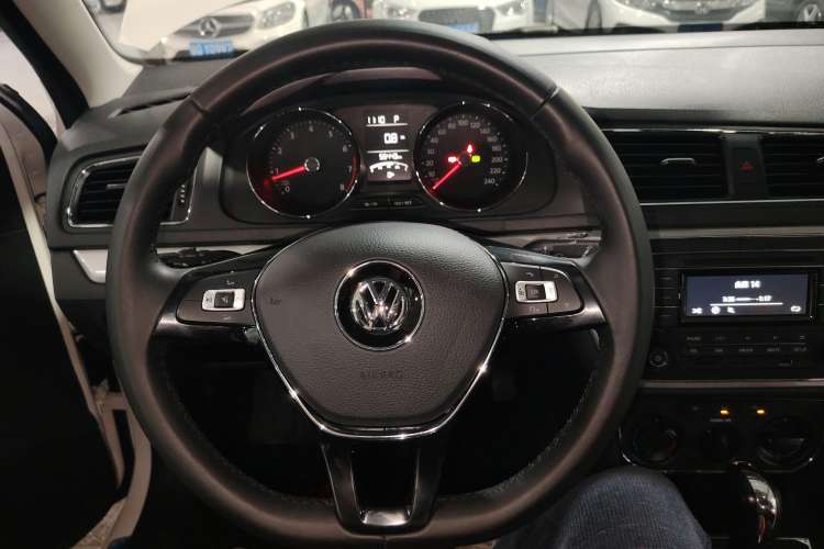 Used Volkswagen Gran Lavida 2017 1.6L Automatic Comfort Edition Steering Wheel