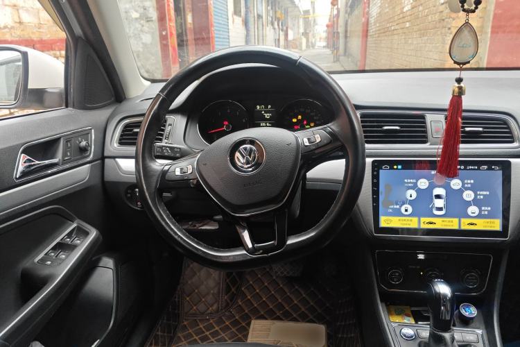 Used Volkswagen Gran Lavida 2017 180TSI DSG Comfort Edition Steering Wheel