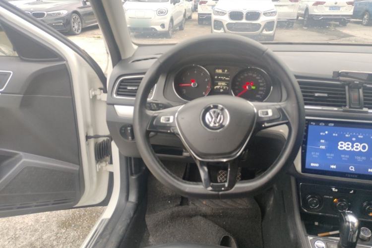 Used Volkswagen Gran Lavida 2017 180TSI DSG Comfort Edition Steering Wheel