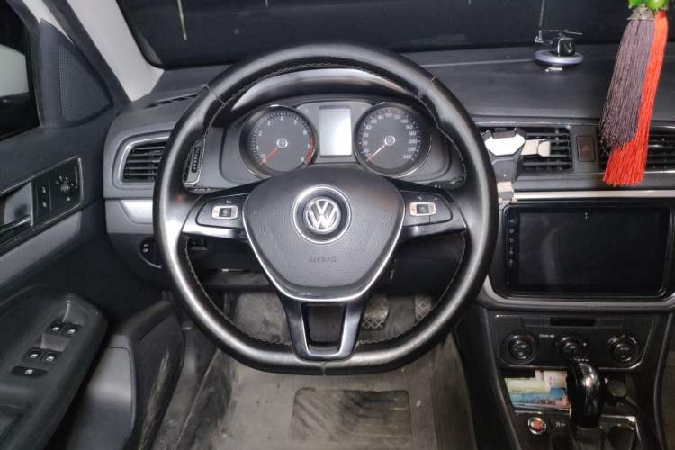 Used Volkswagen Gran Lavida 2017 180TSI DSG Comfort Edition Steering Wheel
