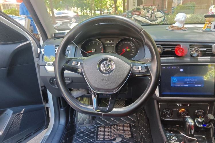 Used Volkswagen Gran Lavida 2017 230TSI DSG Comfort Edition Steering Wheel