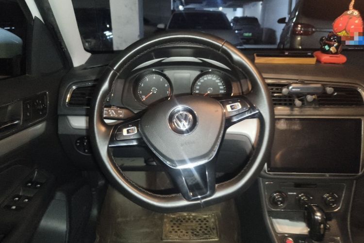 Used Volkswagen Gran Lavida 2017 180TSI DSG Comfort Edition Steering Wheel