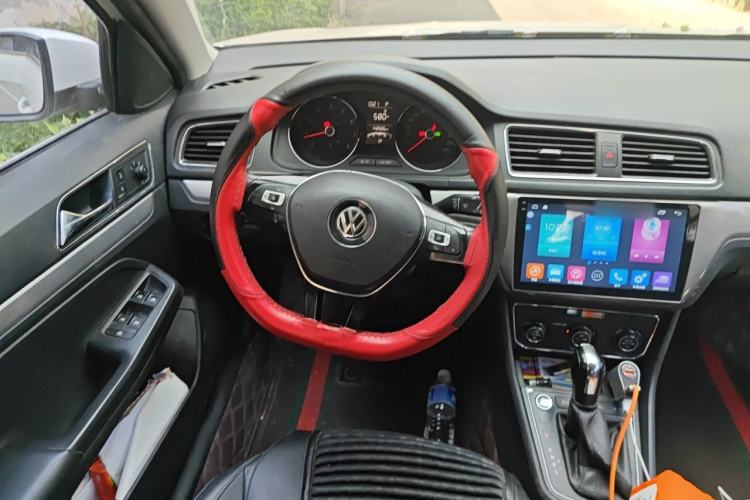 Used Volkswagen Gran Lavida 2017 180TSI DSG Comfort Edition Steering Wheel