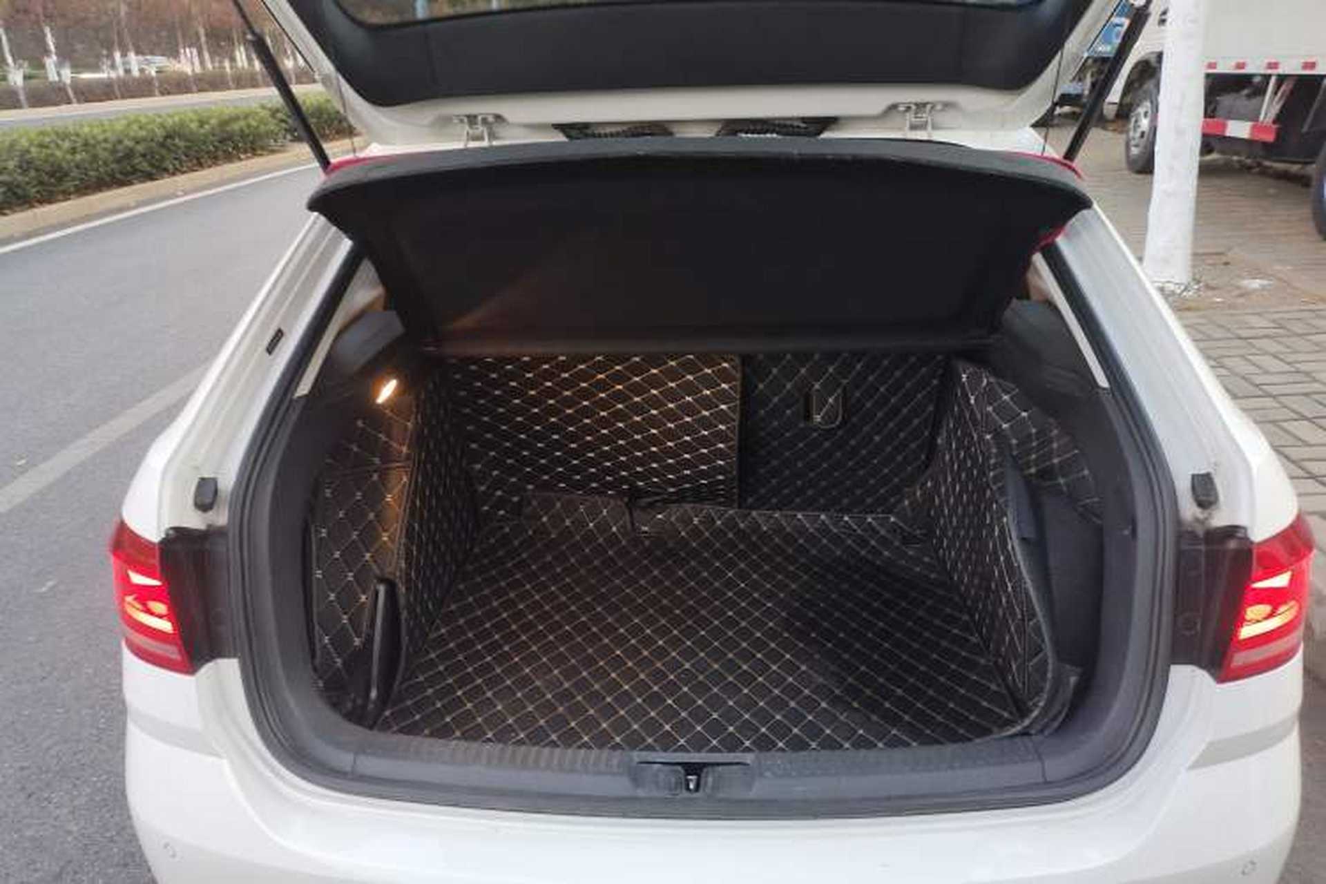 Used Volkswagen Gran Lavida 2017 180TSI DSG Comfort Edition Trunk