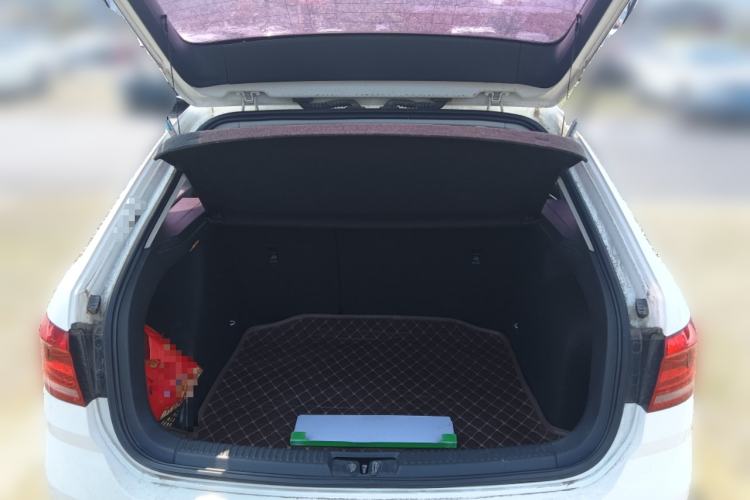 Used Volkswagen Gran Lavida 2017 180TSI DSG Comfort Edition Trunk