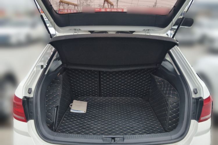 Used Volkswagen Gran Lavida 2017 180TSI DSG Comfort Edition Trunk