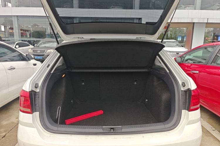 Used Volkswagen Gran Lavida 2017 230TSI DSG Comfort Edition Trunk