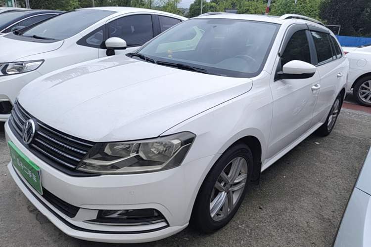 Used Volkswagen Gran Lavida 2017 180TSI DSG Comfort Edition Guazi used car, China used car export, Used car for sale, Used  cars, Cheapest cars for sale