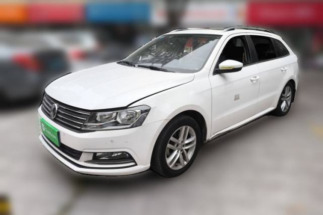 Ojetý Volkswagen Gran Lavida 2017 180TSI DSG Comfort Edition