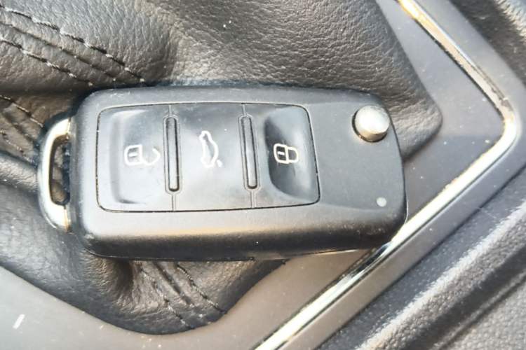 Used Volkswagen Gran Lavida 2017 180TSI DSG Comfort Edition Vehicle Key