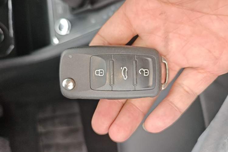 Used Volkswagen Gran Lavida 2017 230TSI DSG Comfort Edition Vehicle Key