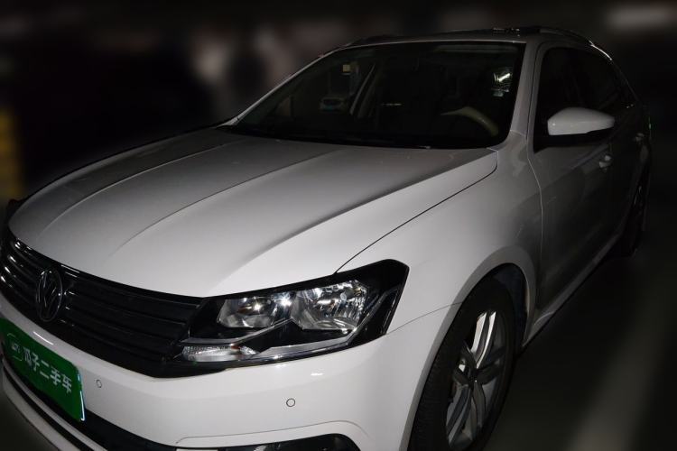 Used Volkswagen Gran Lavida 2017 180TSI DSG Comfort Edition Guazi used car, China used car export, Used car for sale, Used cars, Cheapest cars for sale