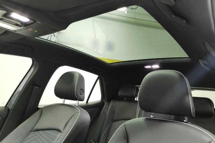 Used Volkswagen ID.3 2024 Outstanding Edition Headliner