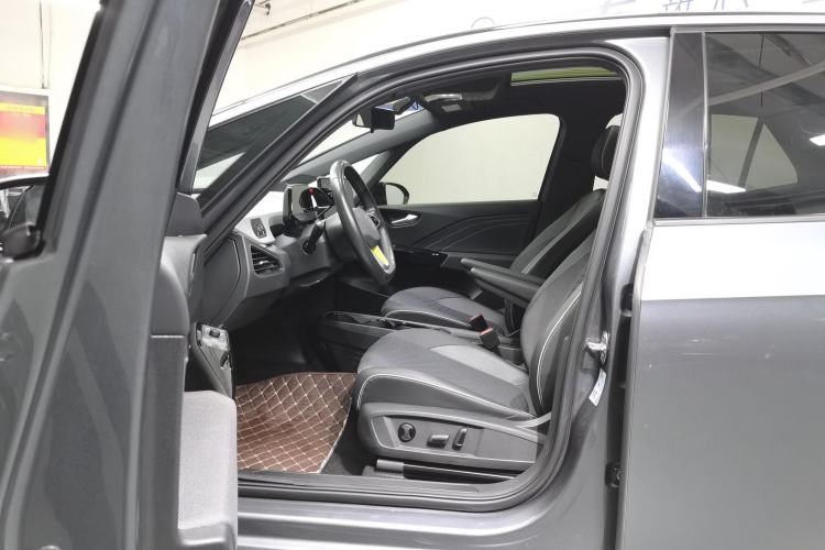 Used Volkswagen ID.3 2024 Outstanding Edition Left Front Seat