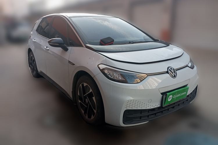 Used Volkswagen ID.3 2022 Active Pure Intelligent Enjoyment Edition Front Right 45 Deg