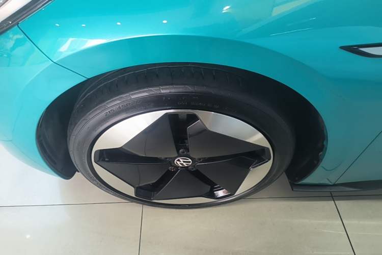 Used Volkswagen ID.3 2021 Pro Smart Edition Exterior 4