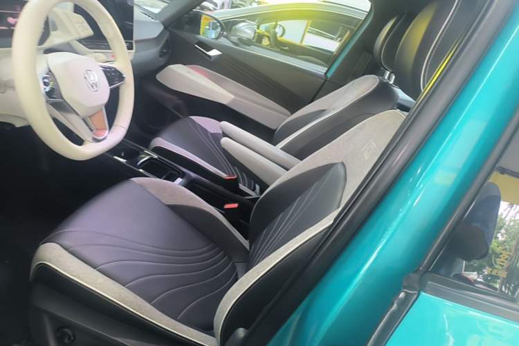 Used Volkswagen ID.3 2021 Pro Smart Edition Left Front Seat